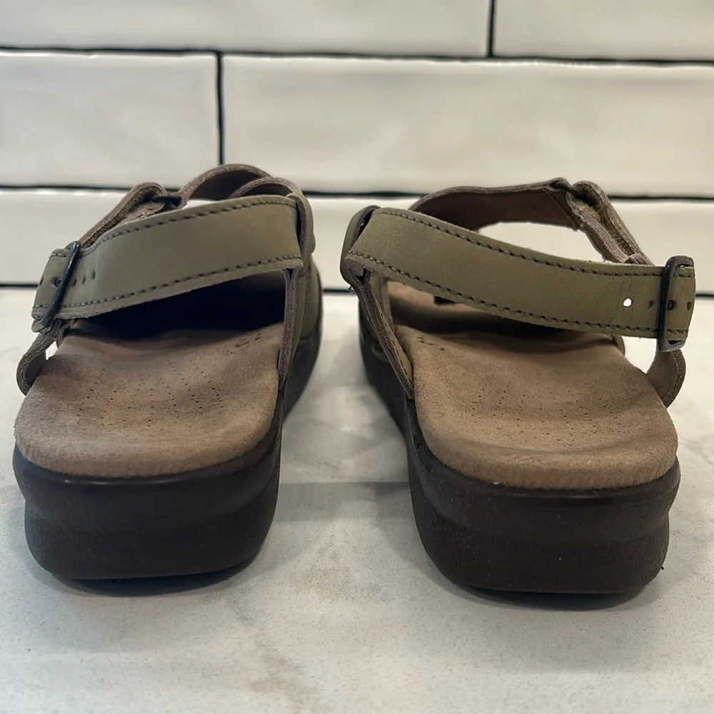 SAS Huggy - All Day Sandal Taupe Leather Women’s Size 11 N